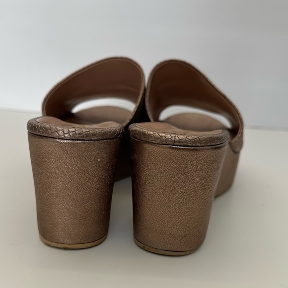 Gianni Ferrante Italian Gold Summer Platform Wedge Slide Sandal Size 38 - Picture 9 of 16